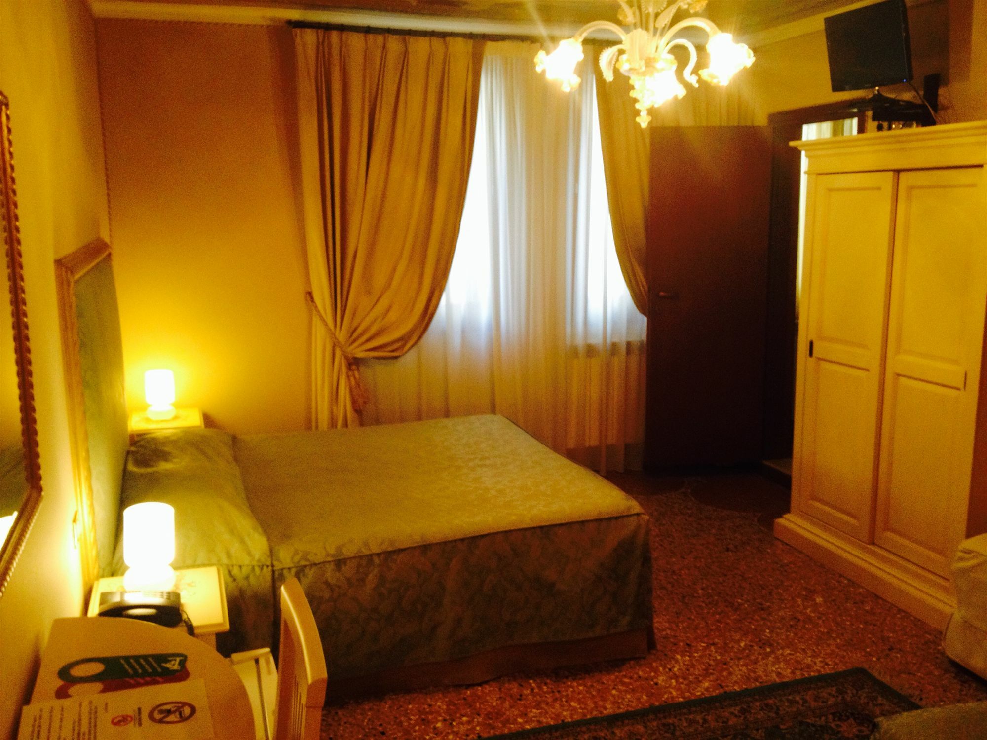 Locanda Herion Veneţia Exterior foto